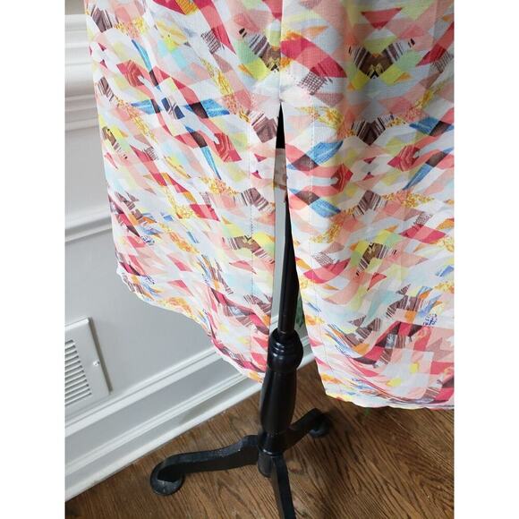 Cabi Avery Multicolor Round Neck Sleeveless Sheer Button Front Tunic Size Medium - Picture 7 of 14